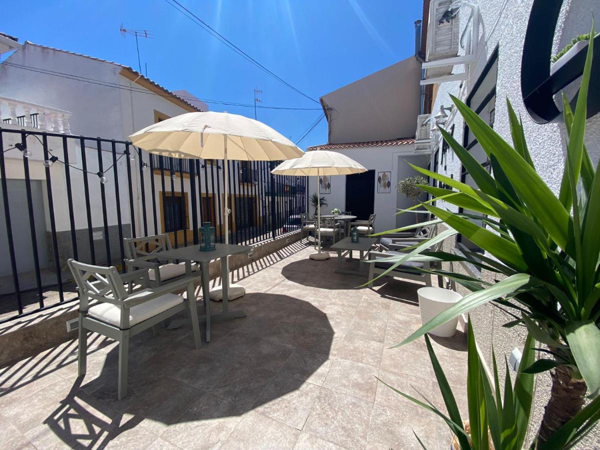 Jerez Hostel Jerez De Los Caballeros Buitenkant foto